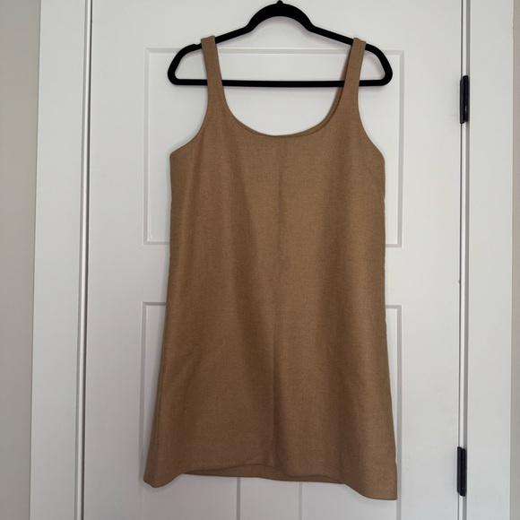 Vineyard Vines Tan and Cream Sleeveless NWOT - Picture 3 of 4